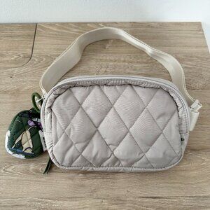 Vera Bradley Quilted Belt Bag Crossbody Gray + Dog Earbuds Case NWT